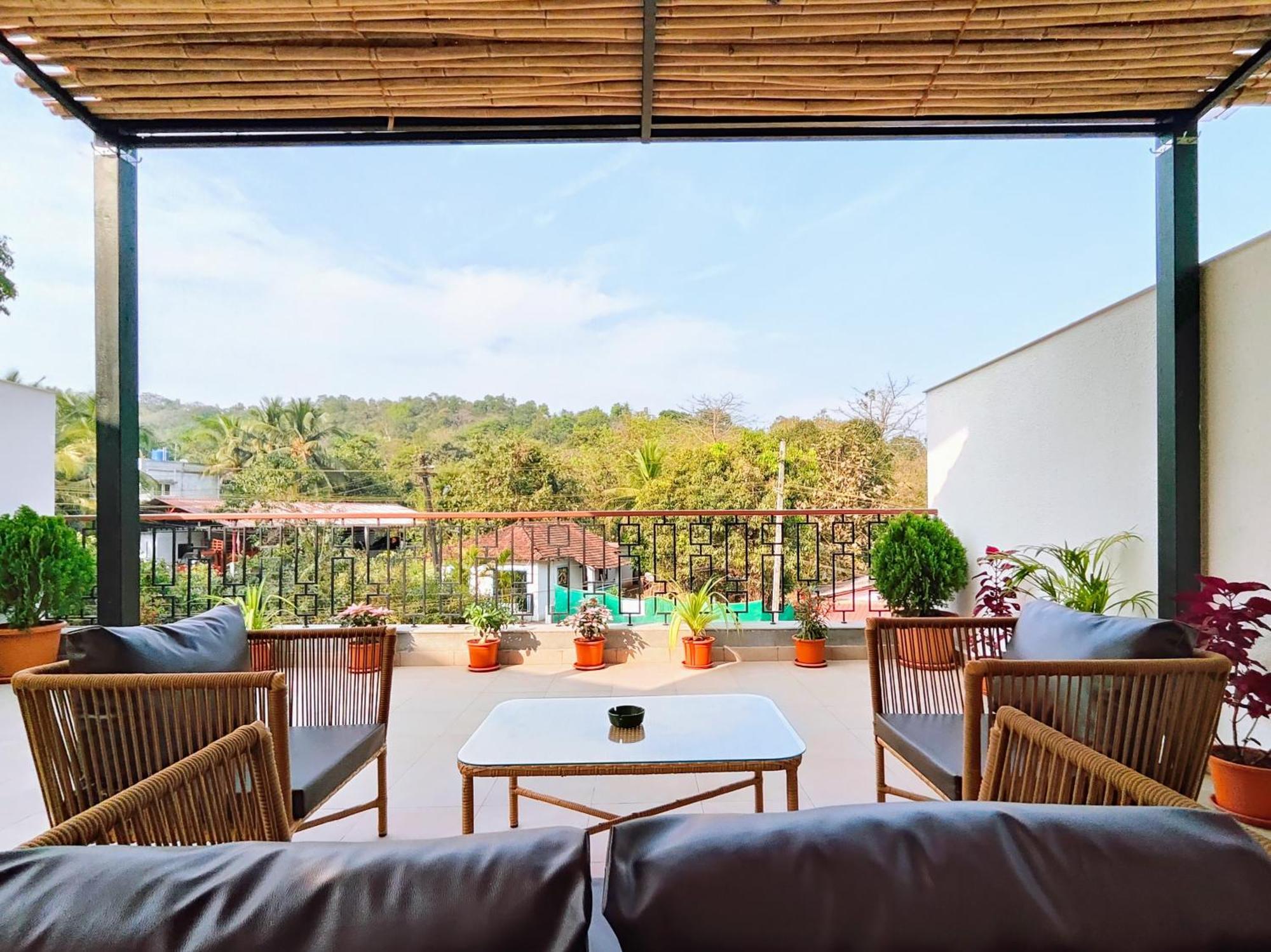 Casa Aurea - Luxurious 3Bhk Villa In Siolim Cunchelim Exterior photo